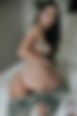 Lavish/2018-09-09 A Dream Within A Dream/17.jpeg